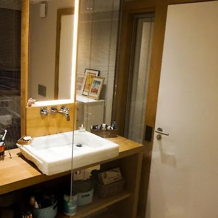 Piso Acogedor Y Moderno Con Garage En Centro *